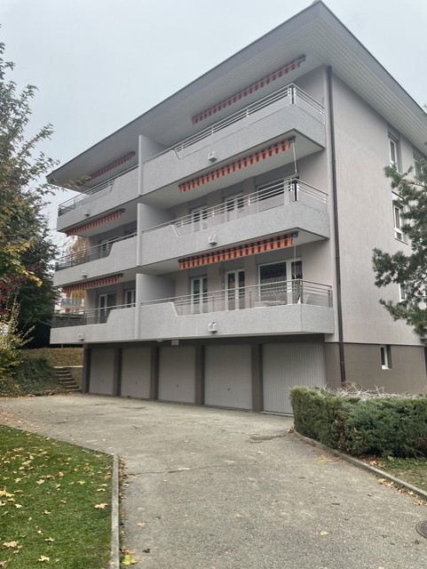 Peinture extérieure façade Vaud – Ravalement, protection et embellissement des façades extérieures.