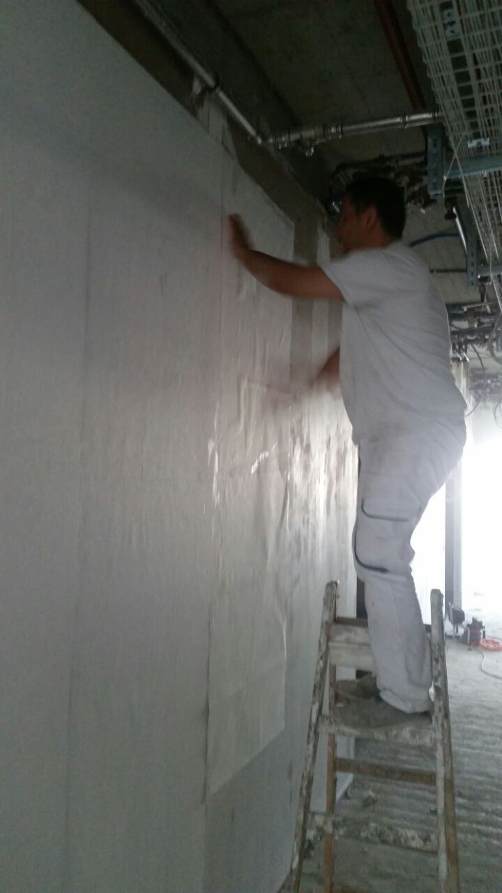 Pose papier peint Vaud – réalisation 8 chantier Suisse romande